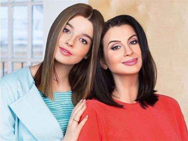 Екатерина Стриженова с дочкой Адександрой