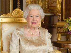 Королевский праздник: в Великобритании отмечают день рождения Елизаветы II