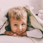 Педіатр розповіла про причини появи темних кіл під очима у дітей