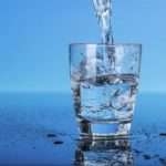 Худнути легко: відомий лікар розповів, скільки чистої води треба пити в день