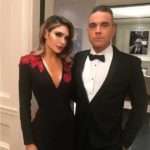 Рідкісний кадр: дружина Роббі Вільямса показала фото з 6-місячною дочкою