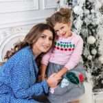 Жасмин показала, як забавно дворічний Мирон дарує подарунок сестрі-іменинниці