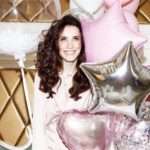 Вікторія Дайнеко подарувала доньці цілу колекцію ляльок