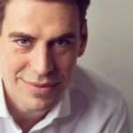 Дмитро Дюжев розповів, коли представить шанувальникам синів