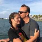 Нюша з чоловіком порадували шанувальників сімейним портретом з донькою