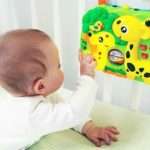 Іграшки якого кольору повинні бути у дитини?