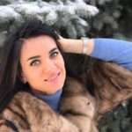 Олена Ісінбаєва показала свою третю дитину