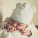 Експерти розповіли, з якого віку можна давати воду дітям