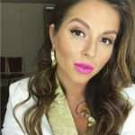 Все просто: Нюша поділилася вправами для відновлення після пологів