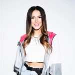 Відео: Нюша показала, як проходило її перетворення в блондинку