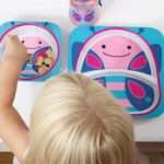 Обережно: яку небезпеку таїть пластиковий посуд. І чи безпечна?