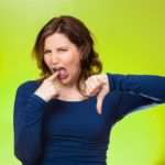 Причини появи солоного присмаку в роті у жінок