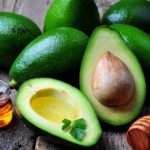 Використання масла авокадо для особи, а також застосування масок на основі мякоті фрукта