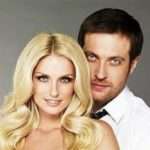 Перші прогулянки: Саша Савельєва показала, яку коляску вибрала для сина