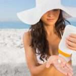 Експерт розповіла, які компоненти у складі сонцезахисного крему небезпечні