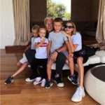 Одна особа: син Олени Пермінової дуже схожий на тата в дитинстві