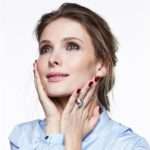 Чарівна гребінець: Світлана Іванова поділилася секретним засобом догляду за волоссям