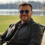 Емін показав сімейний портрет з дружиною і 4-місячною донькою