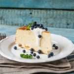 Неймовірно смачно: сирна запіканка точь-в-точь як у дитячому садку