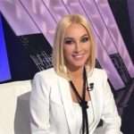 Романтика: Лера Кудрявцева поділилася ніжними фото з чоловіком і донькою з відпочинку в Маямі