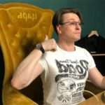 Ми на сонечку лежимо: Сергій Безруков показав фото з обома дітьми