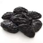 Як вживати чорнослив при вагітності: користь і шкода продукту