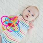 Як зібрати сечу у немовляти дівчинки: способи та корисні рекомендації