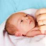 Як виявляється і чим небезпечна кіста в голові у новонародженого