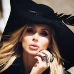 Оперна діва: донька Світлани Лободи заспівала мамину пісню