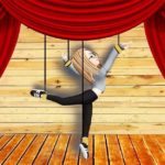 Театр вдома: як зробити просту іграшку-маріонетку своїми руками