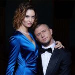 Майстер-клас від Павла Прилучного: актор показав, як одночасно одягнути двох дітей