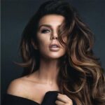 Не ховаючи животик: Анна Седокова знову вагітна?