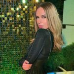 В честь свята Перемоги: співачка Ганна показала зворушливе фото з донькою