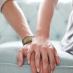 Як після 40 років я вийшла заміж за молодого хлопця, народила і розлучилася, а тепер у мене знову юний коханець!