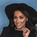 Хочу стати холодильником: аріна ростовська відповіла на питання з форуму woman.ru