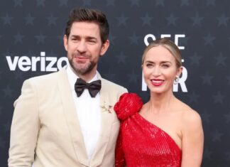 Gwiazdy takie jak Emily Blunt i John Krasinski twierdzą, że „Laska zaręczynowa” Iny Garten jest magiczna