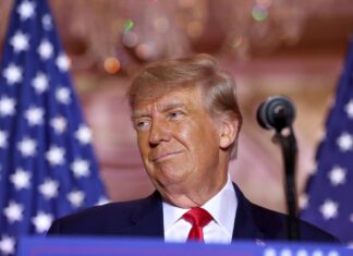 Brilantnost Trumpových večeří, zatímco potraviny jsou zmrazeny