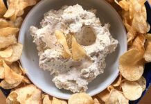 Legendary 4-Ingredient Clam Dip: A Family Tradition