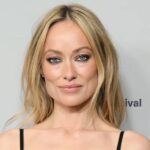 Оливия Уайлд Использует Каннский Красный Ковер для Протеста Против ICE