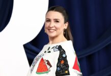 Міс Рейчел і мер Нью-Йорка пропагують загальний догляд за дітьми в новому відео