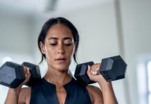 Чотириденний Спліт Тренувань: Керівництво Тренера для Ефективного Зростання