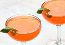 Голий і знаменитий: сучасний класичний коктейль