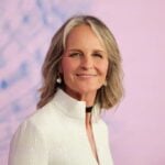 Хелен Хант та її дочка Макена’лей привертають увагу на Паризькому тижні моди