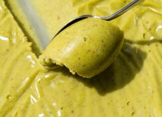 Ganache de pistache: um guia do chef confeiteiro para a perfeição cremosa