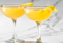 Медова Бджола: Простий Рецепт Сонячного Напою у Склянці