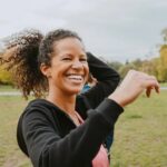 Вне календаря: как 8 привычек могут снизить ваш биологический возраст