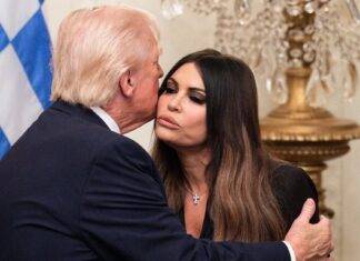 La inauguración del McDonald’s de Kimberly Guilfoyle provoca reacciones violentas en Atenas