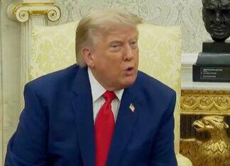 Как Трамп уклоняется от вопросов о планах войны с Ираном во время брифинга